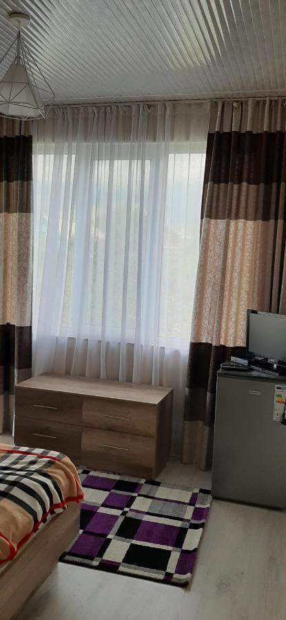 Olga Guest House โชลปอน-อาตา ภายนอก รูปภาพ