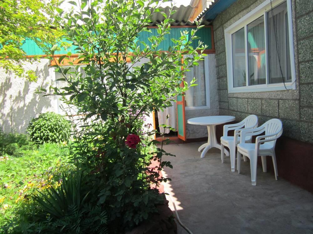 Olga Guest House โชลปอน-อาตา ภายนอก รูปภาพ
